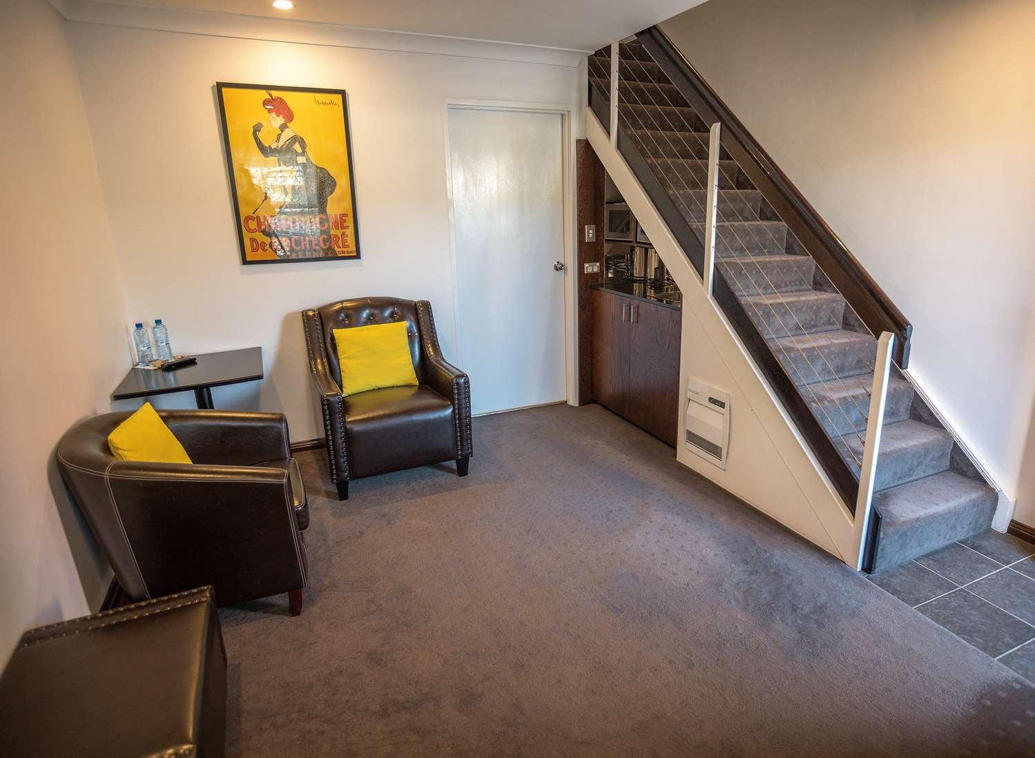 Best Western Plus Гоулбёрн Экстерьер фото
