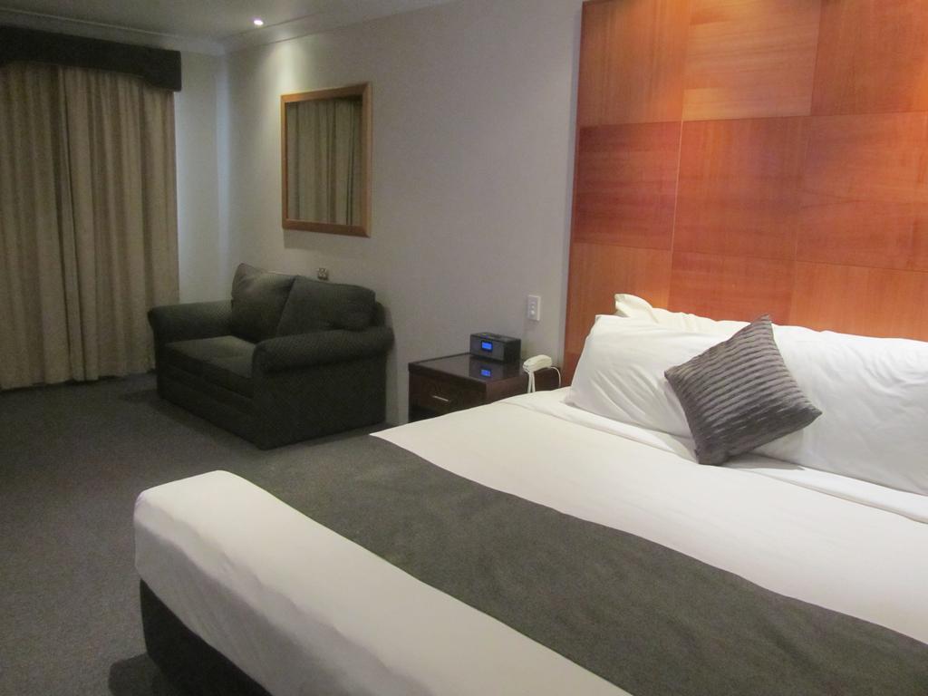 Best Western Plus Гоулбёрн Экстерьер фото